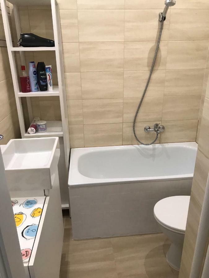 New Life Apartment Next To Metro Station 华沙 外观 照片
